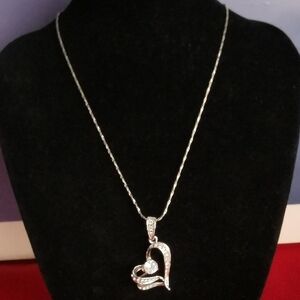 #18~Rhinestone heart shape necklace